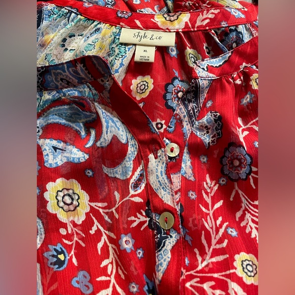 Style & Co Women’s Flowy Red Flower Print Blouse.‎ Women’s Size XL. - Picture 2 of 4